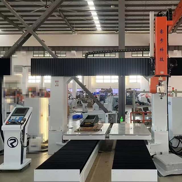 Le centre d'usinage à six axes non métallique convient aux matériaux composites