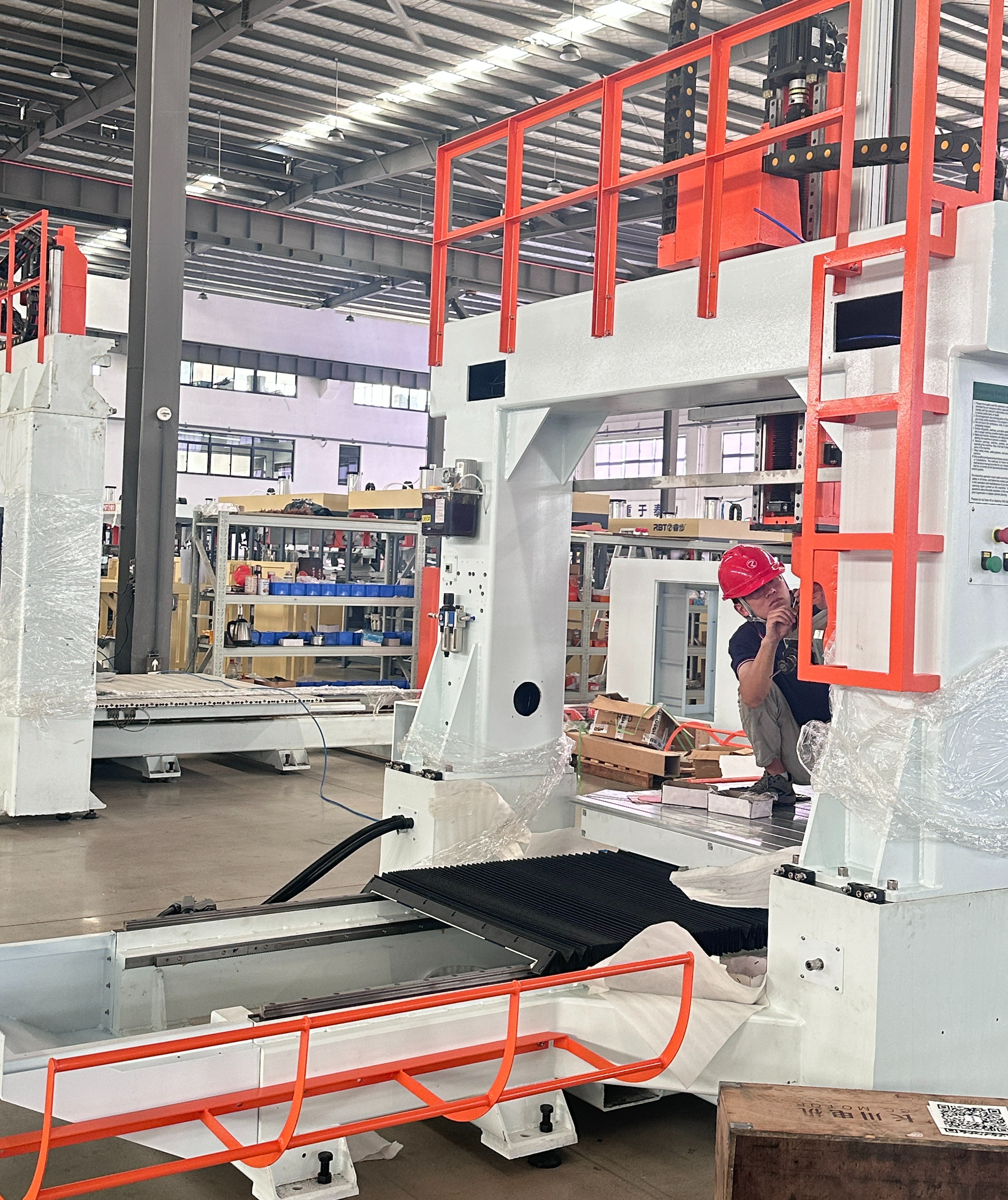 RBT Factory Machine 5 axe CNC Routeur de coupe pour les composites Pièces de matériaux