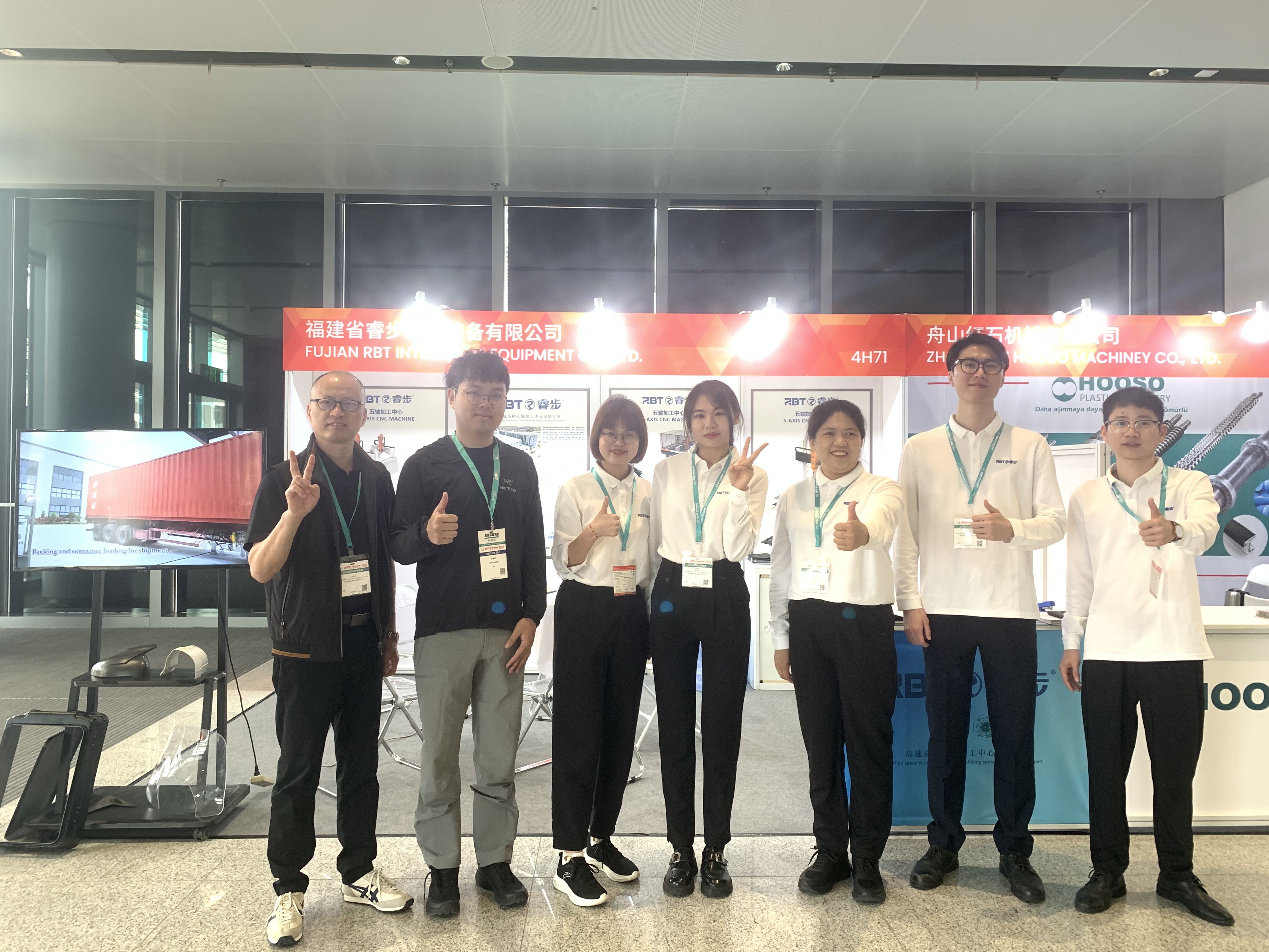 b946797a-67bf-47ba-9514-9e2b7d781898.jpg