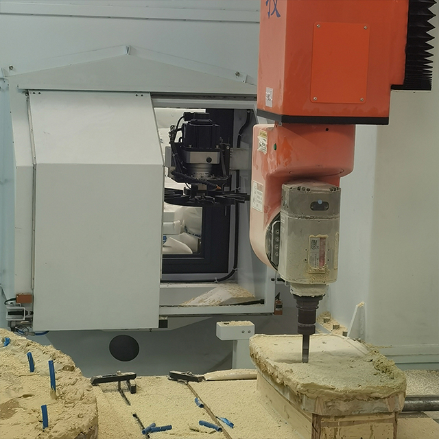 Machine de coupe CNC à 5 axes RBT pour composites en plastique en aluminium en nid d'abeille
