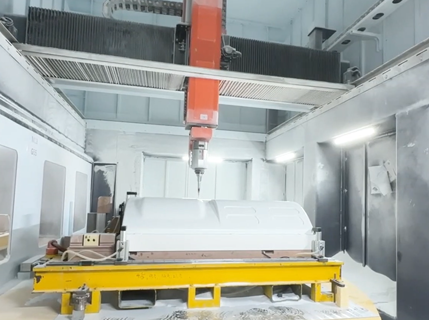 RBT MACHINERIE COUPE FORME À 6 AXIS CNC ROUTEUR DE MISE AVEC DOUBLE TAUTABLE DE TRAVAIL 